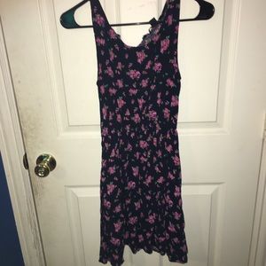 Like and black dress